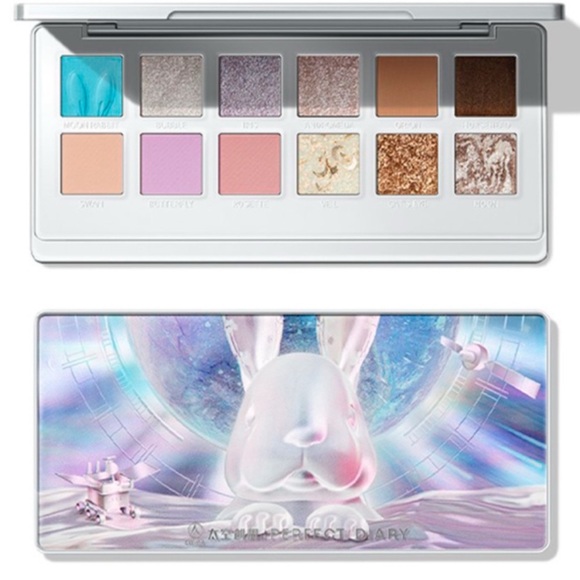 Perfect Diary Beauty Other - Perfect Diary Beauty Eyeshadow Palette with 2 zip bags!12 colors Metallic Case!
